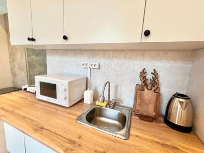 Metro Apartments - 228
