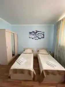 Дельфин - 68