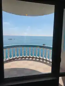 У моря - 9