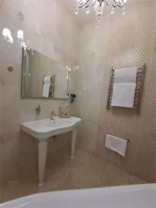 Премьер - 106