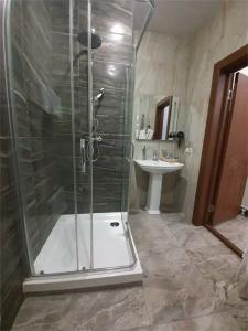 Премьер - 143