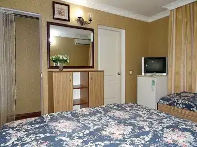 Гостевой дом на 60-летия Октября 12 - 19