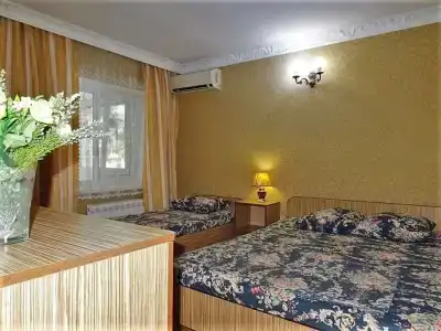 Гостевой дом на 60-летия Октября 12 - 20