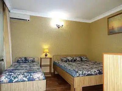 Гостевой дом на 60-летия Октября 12 - 21