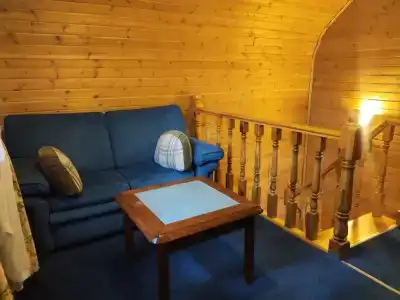 Лада Holiday - 102