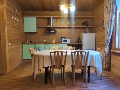 Лада Holiday - 107