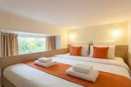 Metro Apartments - 239