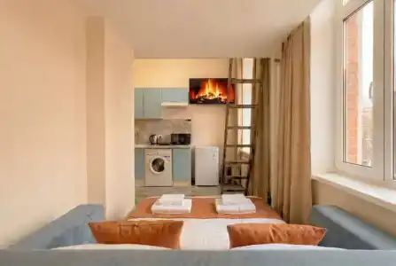 Metro Apartments - 240