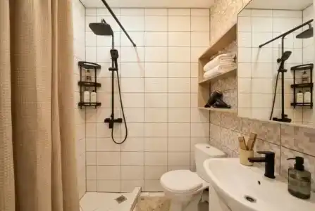 Metro Apartments - 249