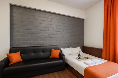 Metro Apartments - 257