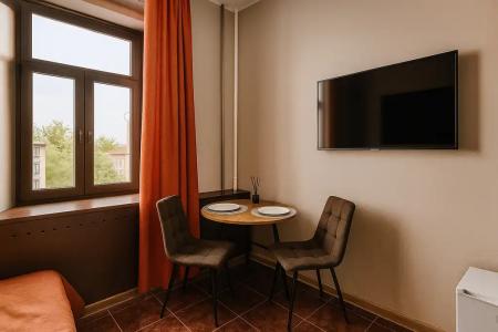 Metro Apartments - 261