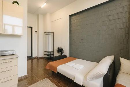 Metro Apartments - 266