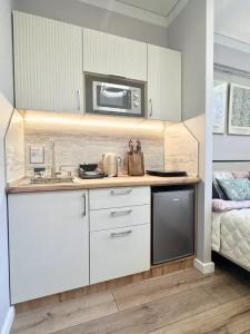 Metro Apartments - 289