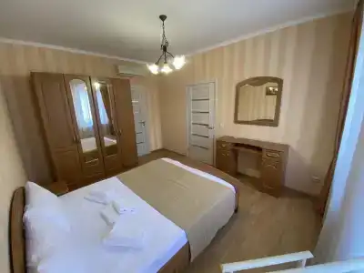 Плющ - 218