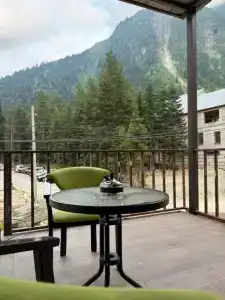 Кавказский двор - 15