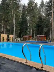 Кавказский двор - 20