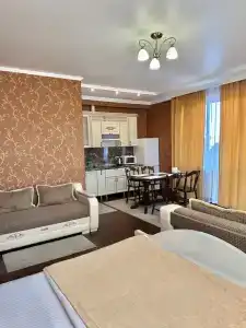 Rich House - 40