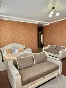Rich House - 42