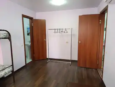 У друзей - 9
