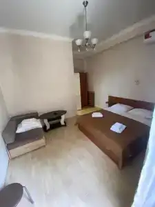 MiniOtel - 14