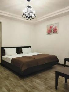 Boutique Living - 50