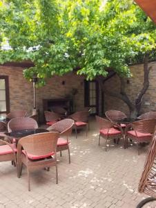 Boutique Living - 64