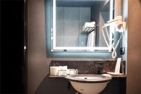 Ая - 15