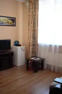 Три сосны - 17