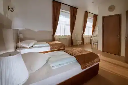 Атом - 9