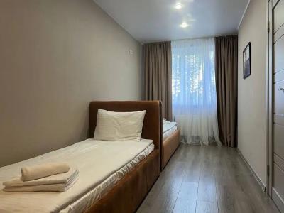 Room 12 - 102