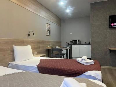 Room 12 - 104