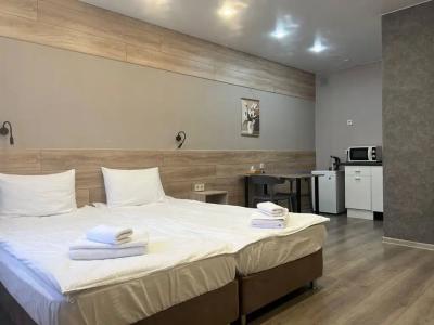Room 12 - 107