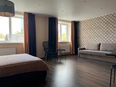Room 12 - 117
