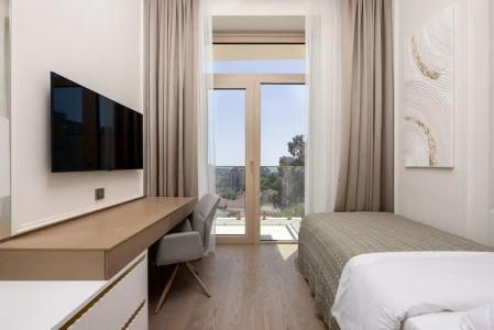 Grand Royal Residences - 341