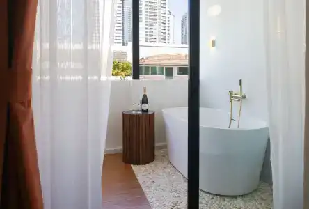 Axis.Bangkok - 44