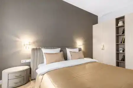 Grand Royal Residences - 415
