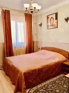 на Театральной - 18