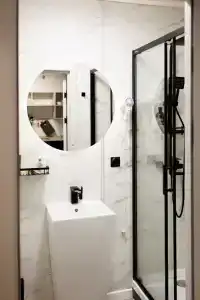 Кавказский двор - 51