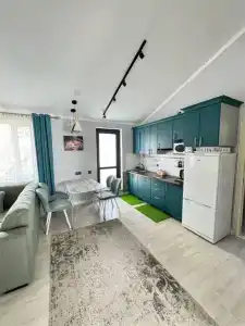 Кавказский двор - 62