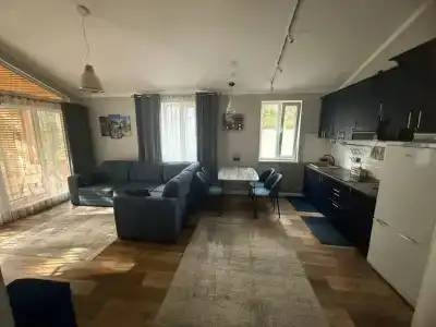 Кавказский двор - 64