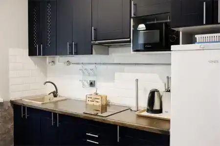 Кавказский двор - 73