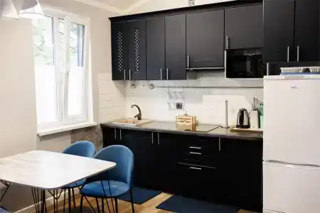 Кавказский двор - 74