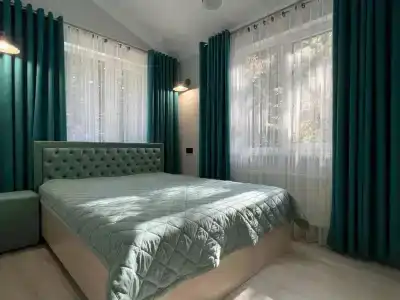 Кавказский двор - 90