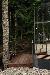 Кавказский двор - 108