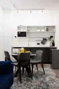 Кавказский двор - 115