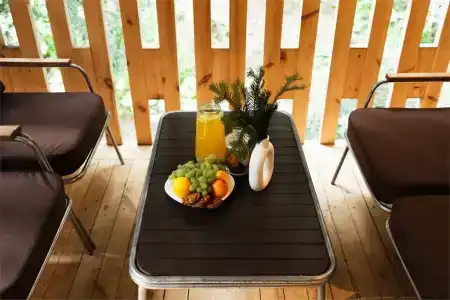 Кавказский двор - 129