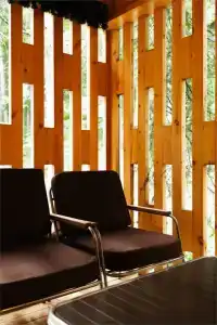 Кавказский двор - 130