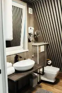 Кавказский двор - 168