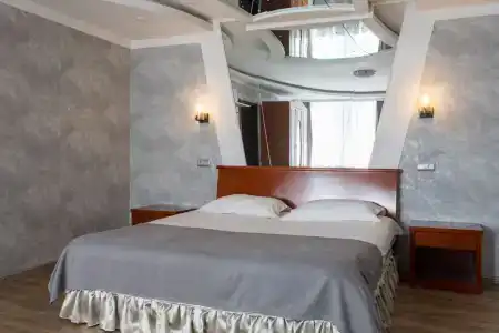 Лайнер - 64