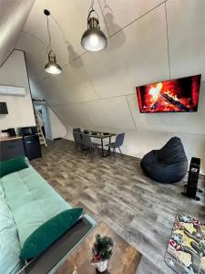 Робинзон - Eco Village - 115